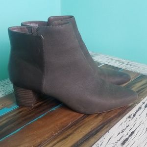 Rockport Total Motion Gray Leather Boots size 8.5